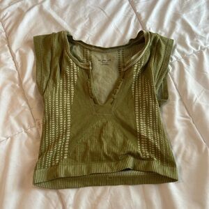 Chic Olive Green Crop Top
